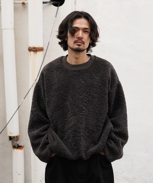 Aphlotus(アプロタス)の「ボアフリースクルーネックトレーナー(スウェット・メンズ・パープル/マルーン/チャコールグレー・LARGE/SMALL/MEDIUM)」の1枚目の写真