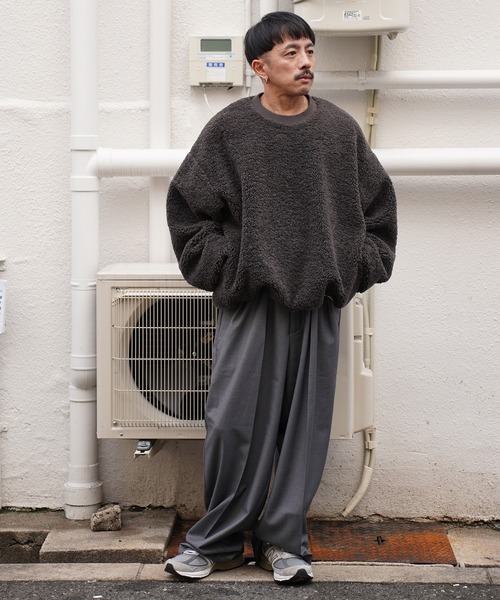 Aphlotus(アプロタス)の「ボアフリースクルーネックトレーナー(スウェット・メンズ・パープル/マルーン/チャコールグレー・LARGE/SMALL/MEDIUM)」の4枚目の写真