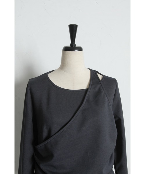 ARVELLIA(アルベリア)の「ASYM STRIPE DREAPE TOP(Tシャツ/カットソー・レディース・ブラウン/グレー・M)」の11枚目の写真