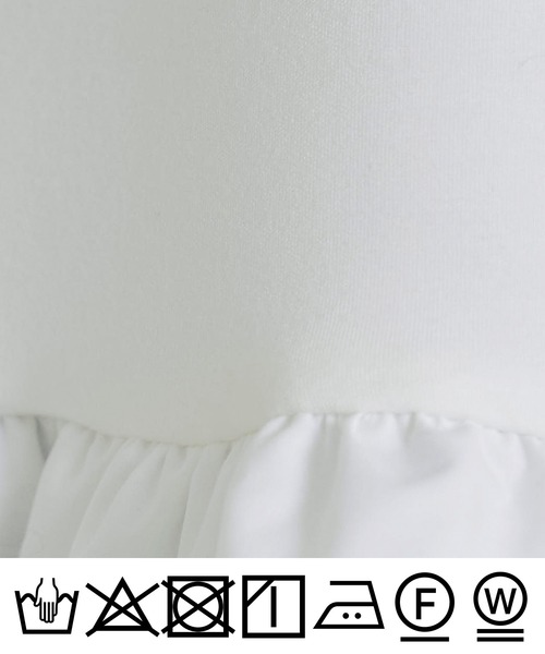 PICCIN PERLA(ピッチンペルラ)の「裾フリルギャザースリーブプルオーバー(Tシャツ/カットソー・レディース・オフホワイト/ブラック・M)」の17枚目の写真