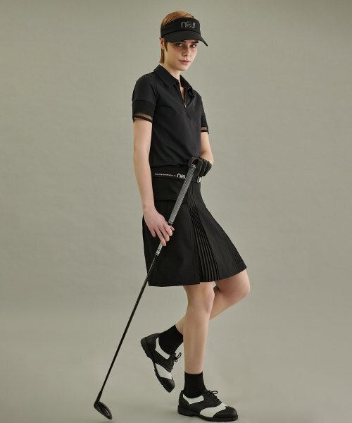 NEU GOLF(エヌイーユーゴルフ)の「ハーフジップTシャツ - ブラック(ポロシャツ・レディース・その他・LARGE/MEDIUM/SMALL)」の3枚目の写真