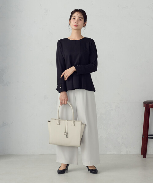 COMME CA ISM（コムサイズム）の「【宮城舞さん着用】切り替えブラウス（シャツ/ブラウス・レディース・ネイビー/ホワイト・MEDIUM/LARGE）」の4枚目の写真