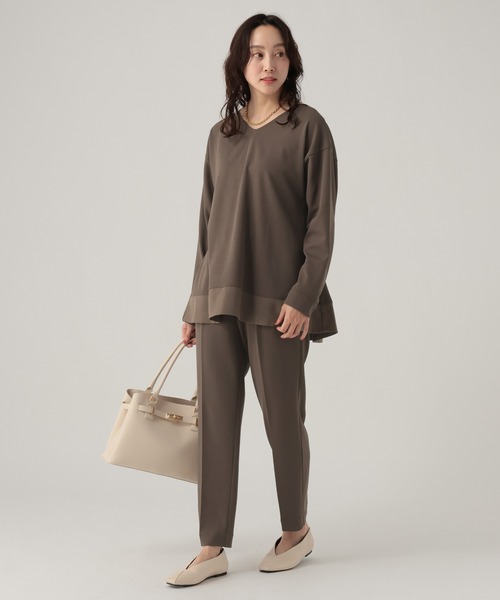 Elura(エルーラ)の「サマ見え異素材コンビプルオーバー/625549(Tシャツ/カットソー・レディース・オフホワイト/チャコールグレー/ブラック/ライトブルー/ダークブラウン・FREE)」の16枚目の写真