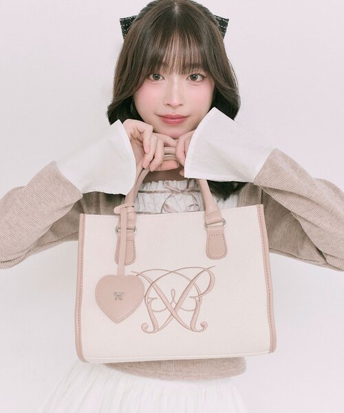 OLIVE des OLIVE（オリーブデオリーブ）の「Aimerianejoieハートミラーチャーム付きミニトート（ショルダーバッグ・レディース・ブラウン/ベージュ/サックスブルー/グレイッシュベージュ/アイボリー/ブラック・FREE）」の5枚目の写真