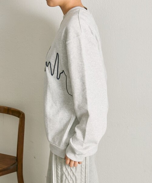 ear PAPILLONNER(イアパピヨネ)の「コードスウェット【SUM1 STYLE】(Tシャツ/カットソー・レディース・ネイビー/ライトグレー・FREE)」の5枚目の写真