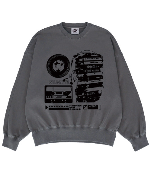 WILDROCK(ワイルドロック)の「カセットテープマンツーマン_チャコール(スウェット・メンズ・その他・LARGE/MEDIUM/SMALL)」の2枚目の写真