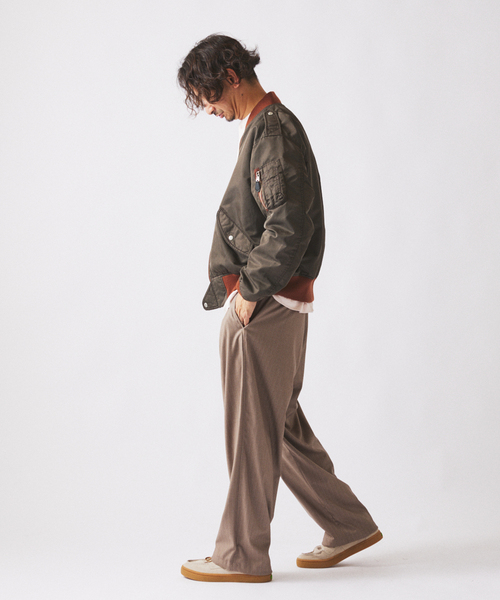 AVIREX（アヴィレックス）の「AVIREX / アヴィレックス 別注 L-2B フライトジャケット（ミリタリージャケット・メンズ・ブラウン/カーキ・LARGE/MEDIUM）」の9枚目の写真