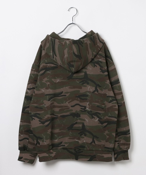 LAND MUSEUM(ランドミュージアム)の「LAND MUSEUM/ロゴカモフラジップパーカー(パーカー・メンズ・カーキ・MEDIUM/LARGE)」の2枚目の写真