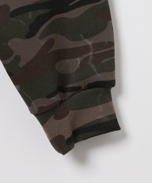 LAND MUSEUM(ランドミュージアム)の「LAND MUSEUM/ロゴカモフラジップパーカー(パーカー・メンズ・カーキ・MEDIUM/LARGE)」の5枚目の写真