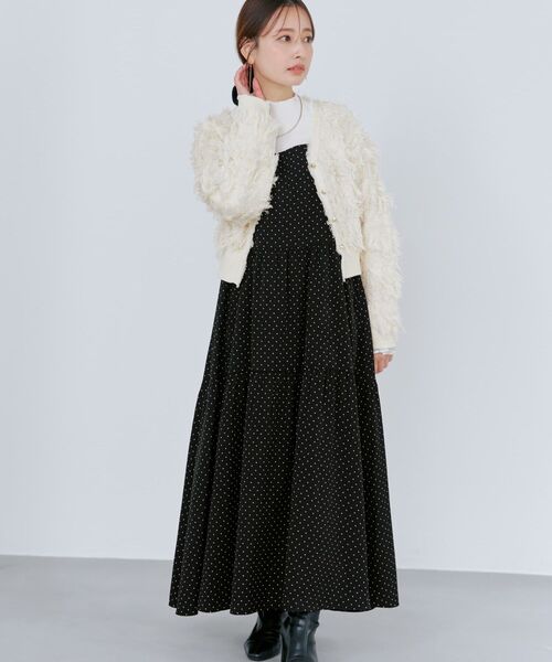 COHINA(コヒナ)の「フリンジジャカードショートカーディガン 【低身長・小柄女性】(カーディガン/ボレロ・レディース・ホワイト/グレー・ONE SIZE)」の11枚目の写真