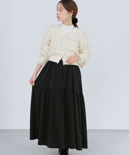 COHINA(コヒナ)の「フリンジジャカードショートカーディガン 【低身長・小柄女性】(カーディガン/ボレロ・レディース・ホワイト/グレー・ONE SIZE)」の13枚目の写真