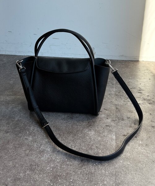 DouDou（ドゥドゥ）の「【WEB限定】ハンドルフラップトート（ショルダーバッグ・レディース・ブラック/アイボリー/イエロー/ベージュ・FREE）」の8枚目の写真