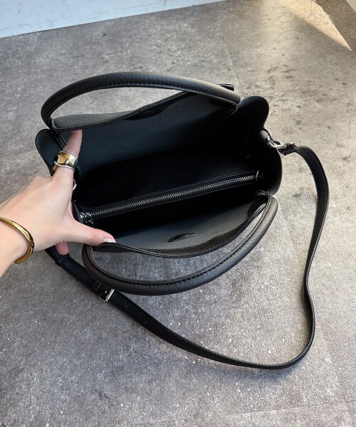 DouDou（ドゥドゥ）の「【WEB限定】ハンドルフラップトート（ショルダーバッグ・レディース・ブラック/アイボリー/イエロー/ベージュ・FREE）」の9枚目の写真