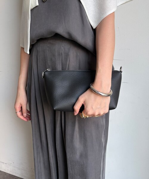 DouDou（ドゥドゥ）の「【WEB限定】ハンドルフラップトート（ショルダーバッグ・レディース・ブラック/アイボリー/イエロー/ベージュ・FREE）」の10枚目の写真