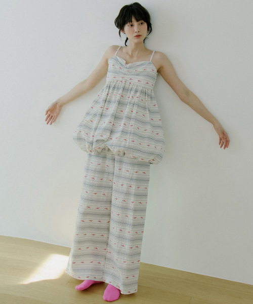 REORG(リオルグ)の「WOI カメリア ワイドバンディングパンツ ネイビー ピンク(その他パンツ・レディース・その他・SMALL/MEDIUM)」の4枚目の写真