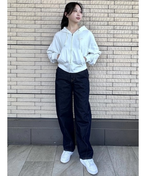 GAP(ギャップ)の「ヴィンテージソフト フレンチテリー SAKURA GAPロゴ オーバーサイズ ジップアップパーカー(パーカー・レディース・ホワイト/ピンク・XS/XXS/XL/L/M/S)」の10枚目の写真