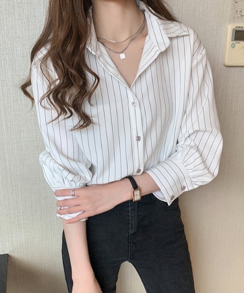 yuue' ( wear )(ユーイ)の「ストライプ柄シャツブラウス(シャツ/ブラウス・レディース・ホワイト/ネイビー・FREE)」の9枚目の写真