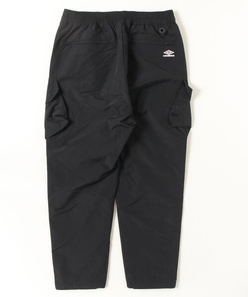 WHITE MOUNTAINEERING（ホワイトマウンテニアリング）の「【White Mountaineering x UMBRO】ホワイトマウンテニアリング アンブロ EASY CARGO PANTS（カーゴパンツ・メンズ・ブラック・1）」の2枚目の写真
