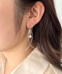 LOVALOT（ラバロット）の「パール クロスメタルピアス（ピアス（両耳用））」