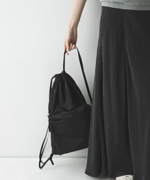 NOMADIS(ノマディス)の「『一部別注カラー』NOMADIS LATT(バックパック/リュック・レディース・ブラック/レッド/ブラウン・-)」の2枚目の写真