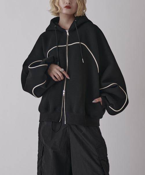 Lui's（ルイス）の「【Neucon】VOLUME PIPING ZIP HOODIE / ボリュームパイピングジップフーディー（パーカー・メンズ・ブラック/グレー/ネイビー・1/2）」の10枚目の写真