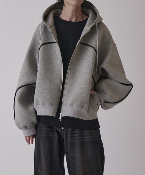 Lui's（ルイス）の「【Neucon】VOLUME PIPING ZIP HOODIE / ボリュームパイピングジップフーディー（パーカー・メンズ・ブラック/グレー/ネイビー・1/2）」の17枚目の写真