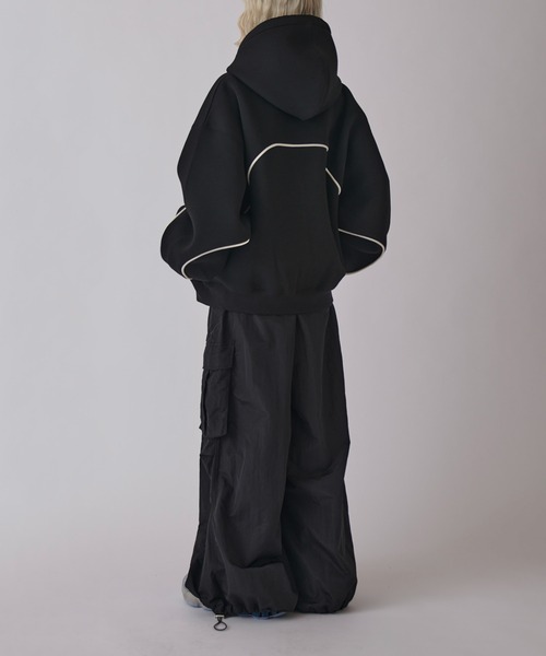 Lui's（ルイス）の「【Neucon】VOLUME PIPING ZIP HOODIE / ボリュームパイピングジップフーディー（パーカー・メンズ・ブラック/グレー/ネイビー・1/2）」の13枚目の写真