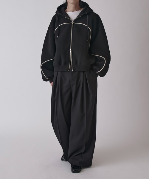 Lui's（ルイス）の「【Neucon】VOLUME PIPING ZIP HOODIE / ボリュームパイピングジップフーディー（パーカー・メンズ・ブラック/グレー/ネイビー・1/2）」の7枚目の写真