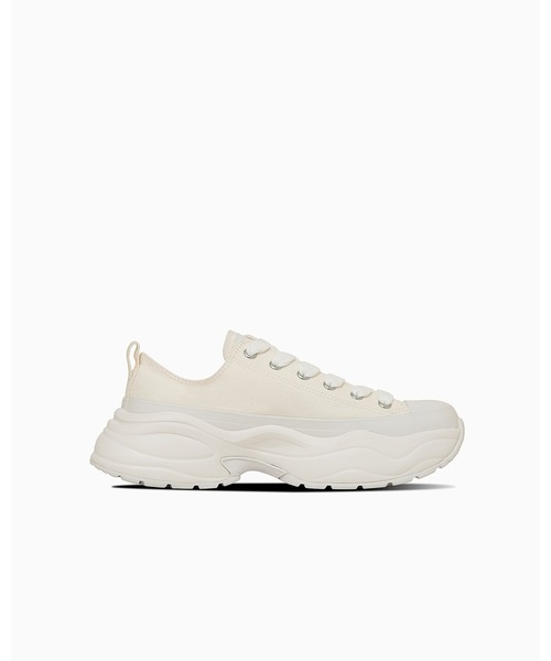 CONVERSE ALL STAR(コンバースオールスター)の「ALL STAR SURGETRAINER OX / オールスター サージトレーナー OX(スニーカー・レディース・ホワイト×ホワイト・7/6.5/5.5/5/4.5/4/3.5/7.5/8.5/3/9/9.5/8/11.5/10.5)」の3枚目の写真