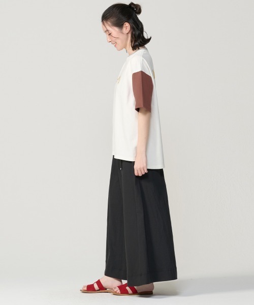 KRIFF MAYER Lady's Collection(クリフメイヤーレディースコレクション)の「【汗染み防止・撥水・吸水速乾・接触冷感】ウェットプロテクトゆるT(切り株)(Tシャツ/カットソー・レディース・ブラック/オフホワイト/カラフル/グレー・LARGE/MEDIUM/SMALL)」の6枚目の写真