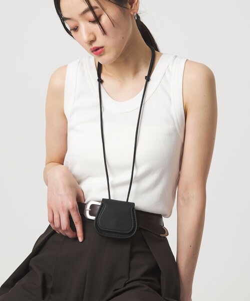 green label relaxing（グリーンレーベルリラクシング）の「フラップ ポーチネックレス（ネックレス・レディース・ダークブラウン/ブラック・FREE）」の9枚目の写真