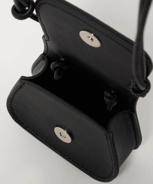 green label relaxing（グリーンレーベルリラクシング）の「フラップ ポーチネックレス（ネックレス・レディース・ダークブラウン/ブラック・FREE）」の6枚目の写真