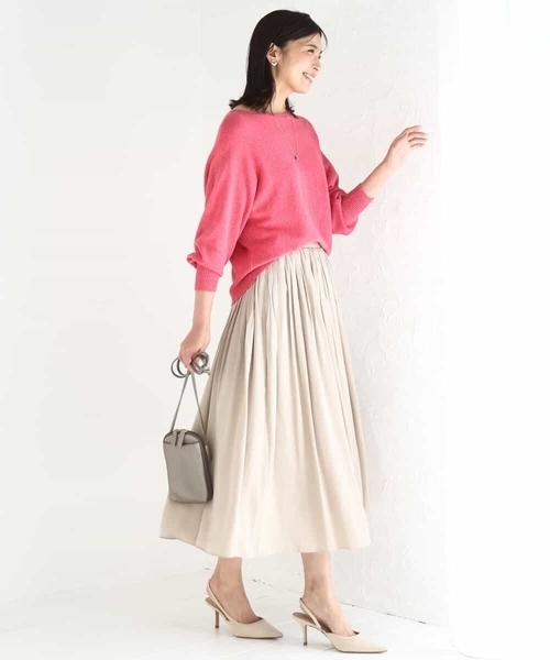 MK MICHEL KLEIN（エムケーミッシェルクラン）の「[瞬美シリーズ/UVカット/洗える]サテンプリーツスカート（スカート・レディース・パープル/ベージュ/ダークグレー・38）」の22枚目の写真