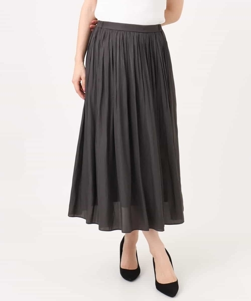 MK MICHEL KLEIN（エムケーミッシェルクラン）の「[瞬美シリーズ/UVカット/洗える]サテンプリーツスカート（スカート・レディース・パープル/ベージュ/ダークグレー・38）」の18枚目の写真