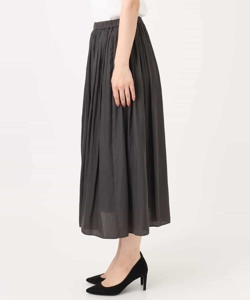 MK MICHEL KLEIN（エムケーミッシェルクラン）の「[瞬美シリーズ/UVカット/洗える]サテンプリーツスカート（スカート・レディース・パープル/ベージュ/ダークグレー・38）」の17枚目の写真