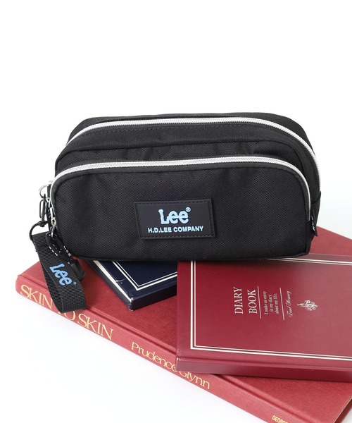 Lee(リー)の「Leeポリラバーワッペン前P付ポーチ(ポーチ・メンズ・ブラック/ブラック系・FREE)」の2枚目の写真