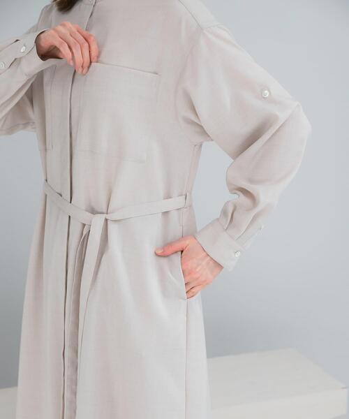 URBAN RESEARCH ROSSO WOMEN（アーバンリサーチ　ロッソ）の「ウォッシャブルリネンライクシャツワンピース（ワンピース・レディース・ネイビー/ミント/ライトベージュ・FREE）」の11枚目の写真