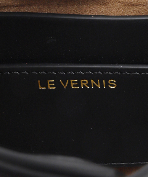 LE VERNIS（ル・ベルニ）の「LE VERNIS/ルベル二 Poire mini shoulder（ショルダーバッグ・レディース・ブラック/ベージュ・FREE）」の4枚目の写真