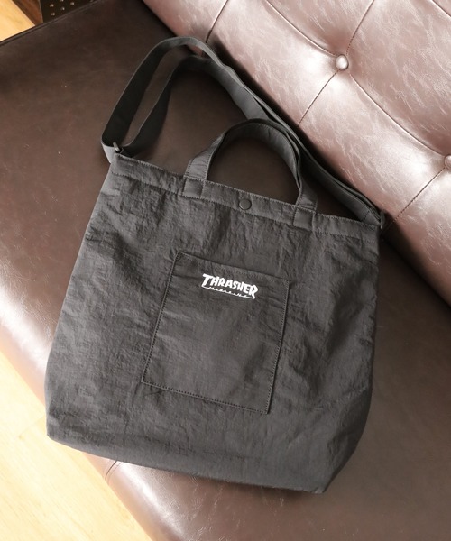 THRASHER(スラッシャー)の「THRASHER TOTE SHOULDER M 2WAY トート ショルダーバッグ(トートバッグ・メンズ・ブラック系/ブラック×ホワイト・FREE)」の2枚目の写真