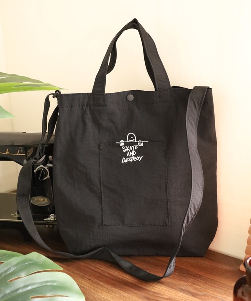 THRASHER(スラッシャー)の「THRASHER TOTE SHOULDER M 2WAY トート ショルダーバッグ(トートバッグ・メンズ・ブラック系/ブラック×ホワイト・FREE)」の8枚目の写真