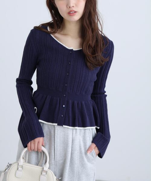 FREE'S MART（フリーズマート）の「◆地柄短丈ペプラムニット（ニット/セーター・レディース・ネイビー/イエロー/ホワイト・FREE）」の2枚目の写真