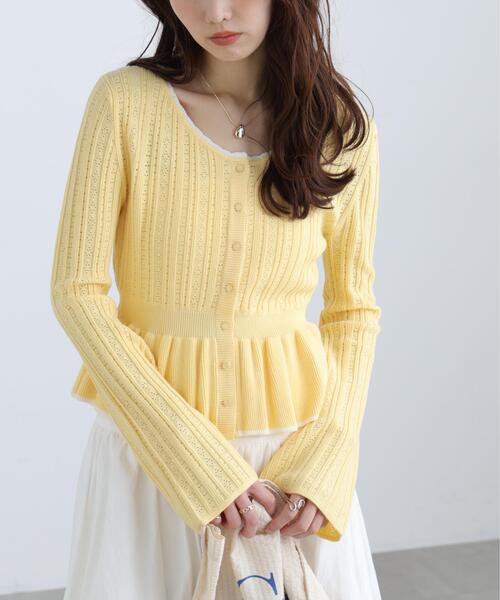 FREE'S MART（フリーズマート）の「◆地柄短丈ペプラムニット（ニット/セーター・レディース・ネイビー/イエロー/ホワイト・FREE）」の3枚目の写真