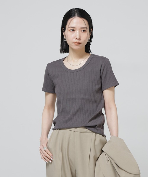 NANO universe（ナノユニバース）の「Anti Soaked(R) 汗染み防止コンパクトリブTシャツ（Tシャツ/カットソー・レディース・トップグレー/ブラック/アイボリー/チャコール・S/M）」の7枚目の写真