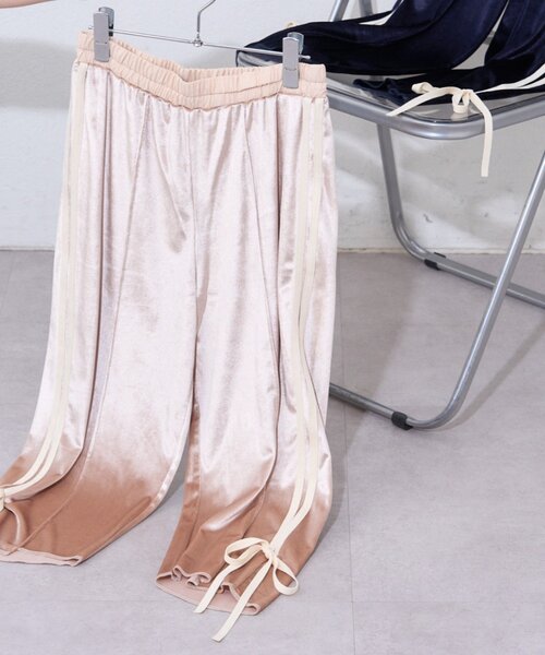 etsinta（エシンタ）の「【etsinta】リメイクジャージーカプリパンツ（その他パンツ・レディース・オフホワイト/ネイビー・ONE SIZE）」の4枚目の写真