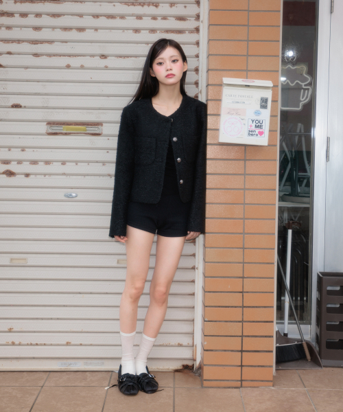 ROSEFRANTZ（ロゼフランツ）の「Classic Button Crop Tweed Jacket [Black]（その他アウター・レディース・ブラック・OS）」の2枚目の写真
