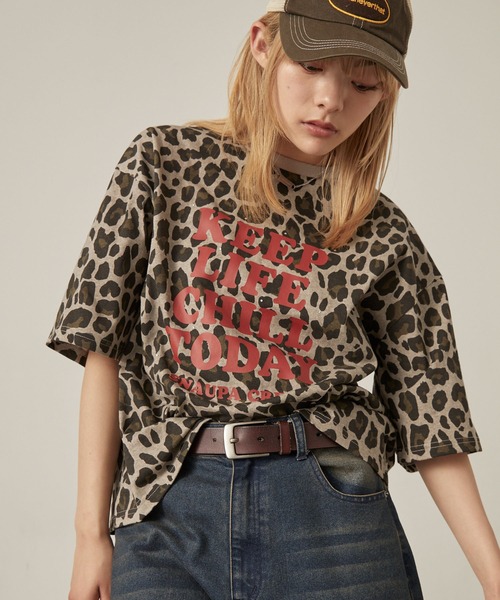 Snap club(スナップクラブ)の「【Snap club】ラインストーン グラフィック オーバーサイズ 半袖Tシャツ(Tシャツ/カットソー・レディース・ネイビー/スミクロ/オフホワイト/レオパード/ワインレッド・L/M)」の20枚目の写真