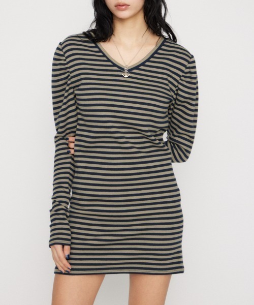 LAGUA GEM(ラグアジェム)の「PUFF SLEEVE CUT ミニワンピース(ワンピース・レディース・ネイビー系/グレー/ブラック・SMALL/MEDIUM)」の3枚目の写真