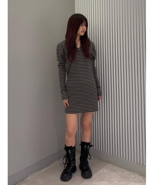 LAGUA GEM(ラグアジェム)の「PUFF SLEEVE CUT ミニワンピース(ワンピース・レディース・ネイビー系/グレー/ブラック・SMALL/MEDIUM)」の22枚目の写真