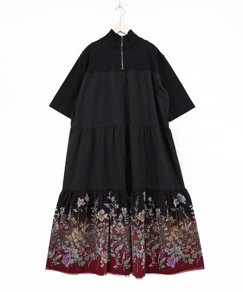 iS ScoLar（イズスカラー）の「561234：ジャージ風グラデーション裾花チュールフレアワンピース（ワンピース・レディース・ネイビー/ブラック・M）」の2枚目の写真