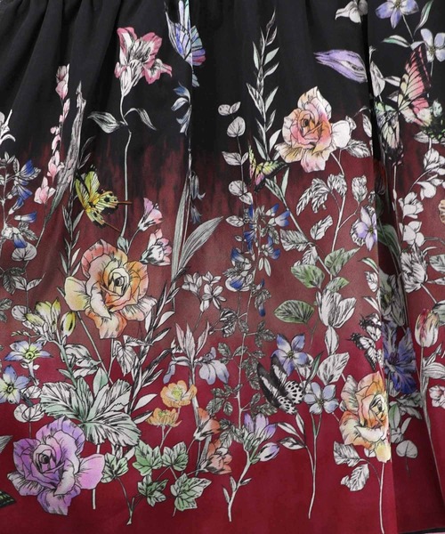 iS ScoLar（イズスカラー）の「561234：ジャージ風グラデーション裾花チュールフレアワンピース（ワンピース・レディース・ネイビー/ブラック・M）」の5枚目の写真